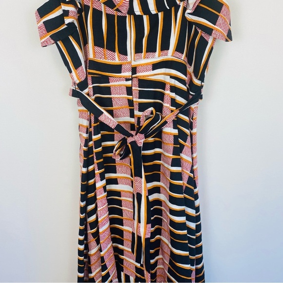 Ann Taylor Linen Patterned Wrap Dress Size 4P - Picture 10 of 13